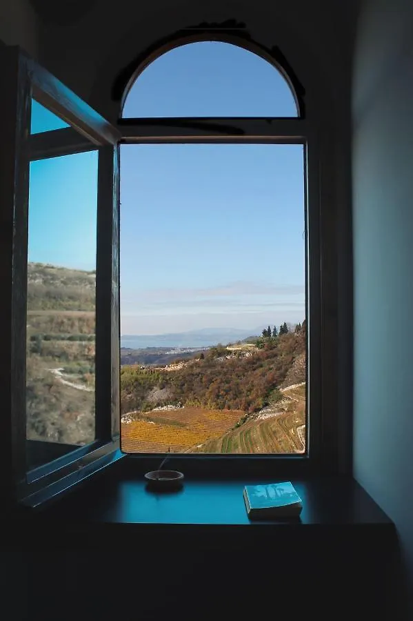 La Grande Casa Valpolicella Bed & Breakfast Sant'Ambrogio di Valpolicella Italy